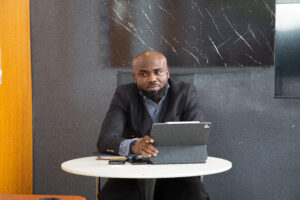 Read more about the article How Dr. Smith Adapts Fast When Markets Shift