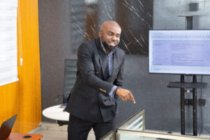 Read more about the article How Dr. Smith Ezenagu’s Data-Driven Approach Beats the Competition