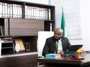 Read more about the article 3 Secrets Behind Dr. Smith’s Fast-Track Estate Growth